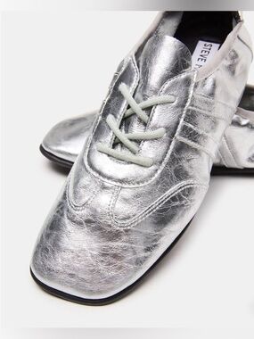 Steve Madden GLINT Silver Leather Squared Toe Lace-Up Sneakerina Flat  Size 7